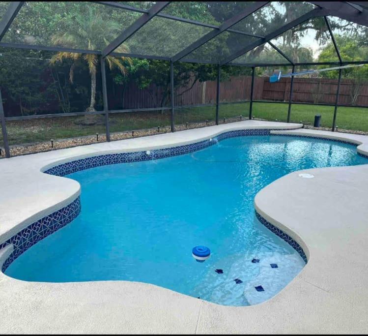 Lake Valrico'S Camelot Court With Heated Pool & Access To Private Lake מראה חיצוני תמונה